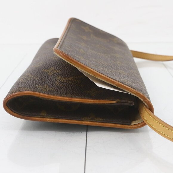 Louis VUITTON Pochette Twin - Picture 4 of 17